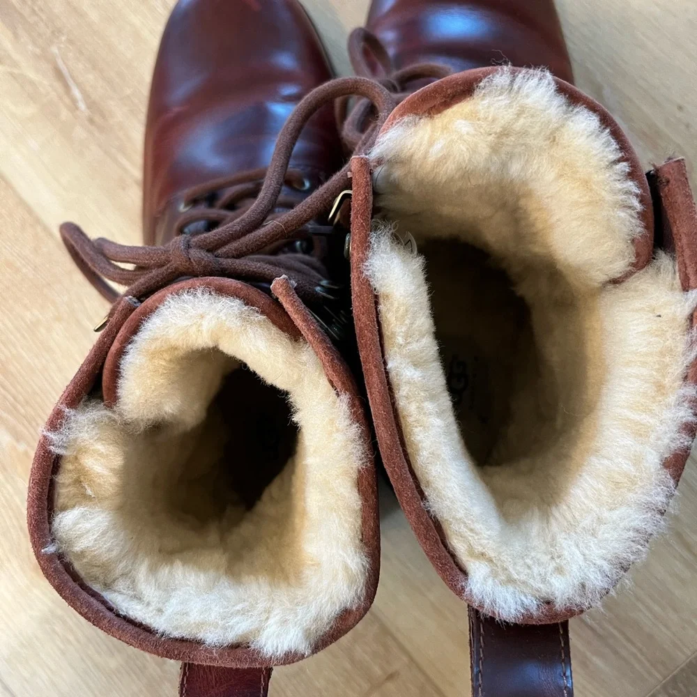 Ugg Mens Lace-Up Boots - Picture 5 of 6